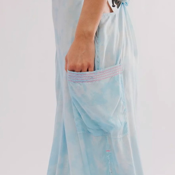 FREE PEOPLE BEACH BREAK JUMPSUIT ONSIE MEDIUM AND LARGE TIEDYE OCEAN BLUE - Picture 4 of 8